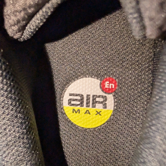 Nike Air Max Nuaxis Sneakers New Black White Women's 9 - Picture 6 of 8